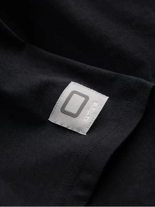 Jedinečné černé tričko s nápisem V2 TSPT-0139
