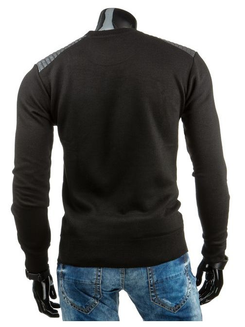Moderní krásný černý svetr s koženými doplňky
