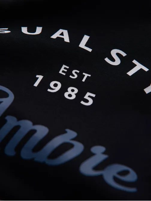 Pohodlné tričko v černé barvě v2 om-tspt-0144