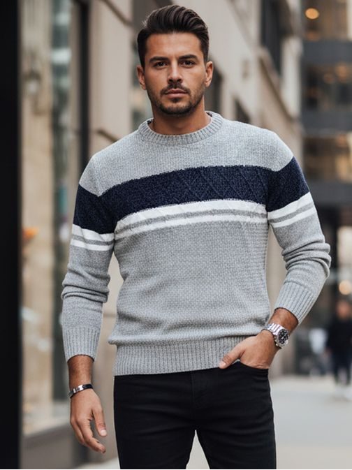 Jedinečný hrubý šedý svetr