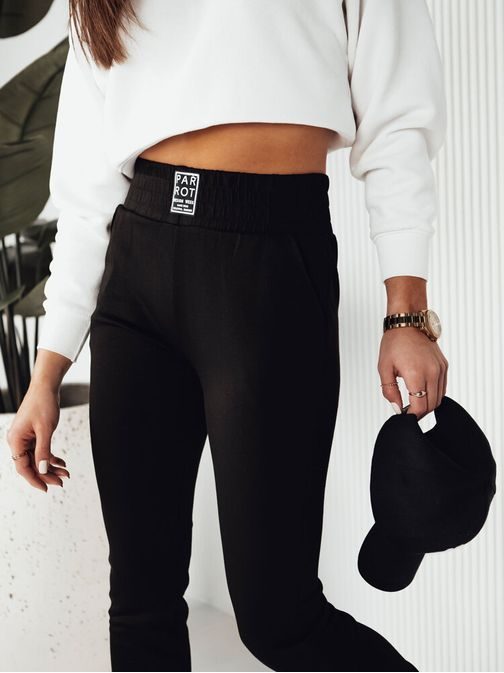 Pohodlné černé dámské tepláky Karot