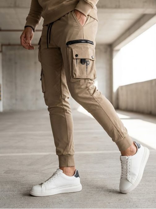 Trendy béžové pánské kapsáčové jogger kalhoty UP