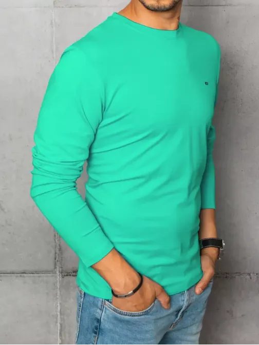 Jednoduché tričko v zeleném provedení