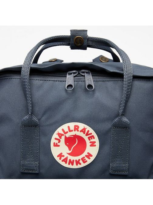 Stylový grafitový batoh Fjallraven Kanken