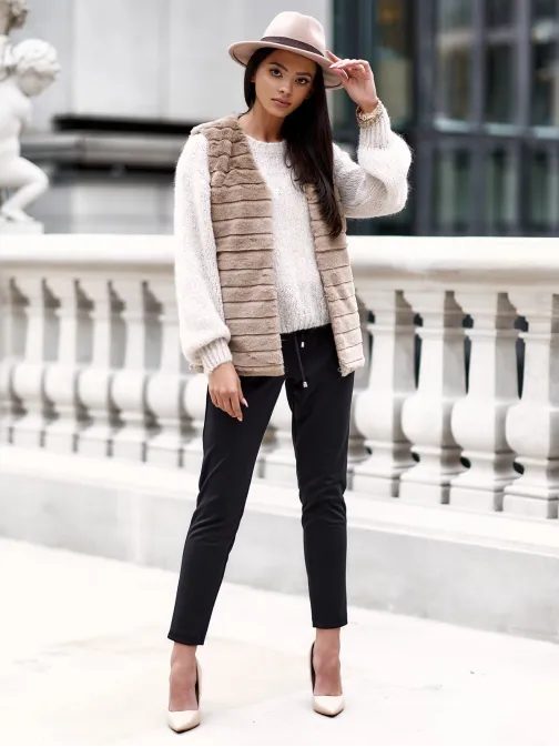 Módní béžová dámská vesta VLR008