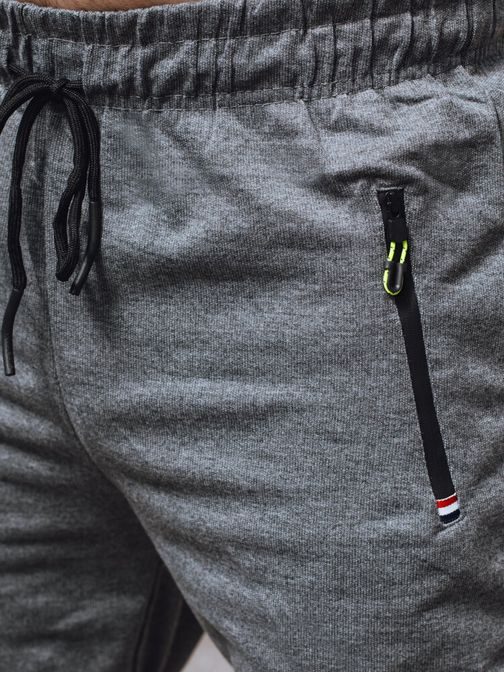 Pohodlné tepláky v šedé barvě