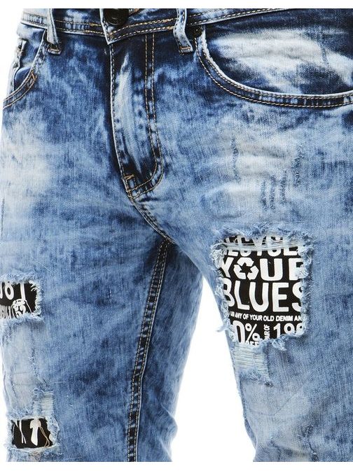 Zajímavé světle modré džíny