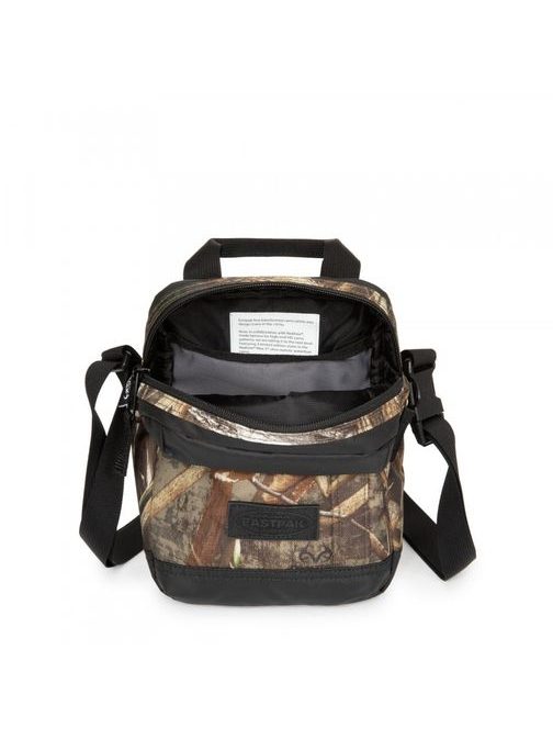 Hnědá taška přes rameno Eastpak Realtree