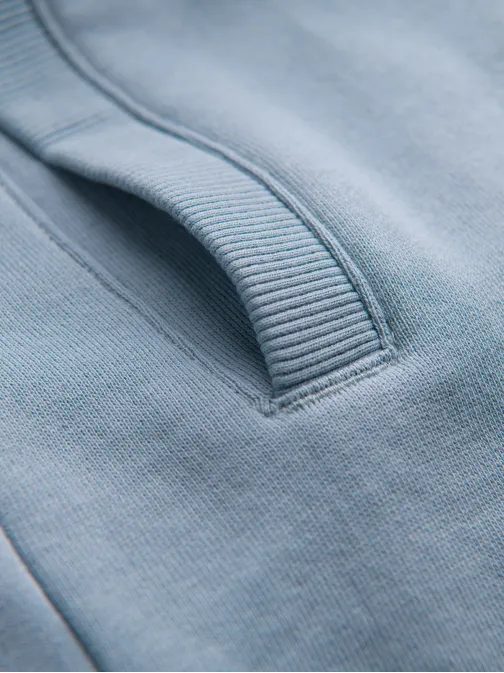 Světle modré teplákové kraťasy V7 SRSK-0139