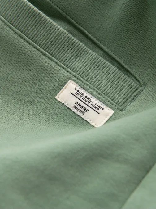 Zelené teplákové kraťasy V3 SRSK-0139