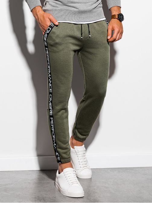 Stylové khaki tepláky s potiskem P899