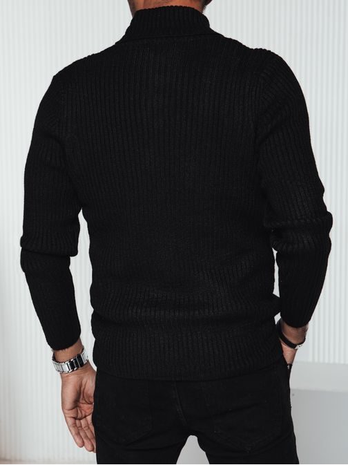 Trendy vlněný svetr na zimu v černé barvě