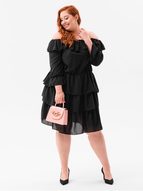 Neobyčejné Plus Size šaty v černé barvě DLR059