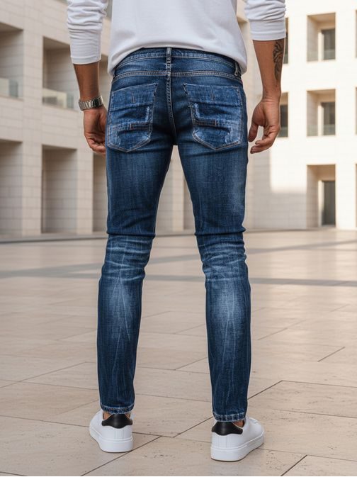 Atraktivní modré rifle s dírami