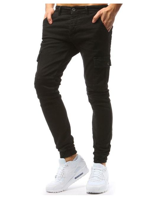 Černé jogger kalhoty s bočními kapsami