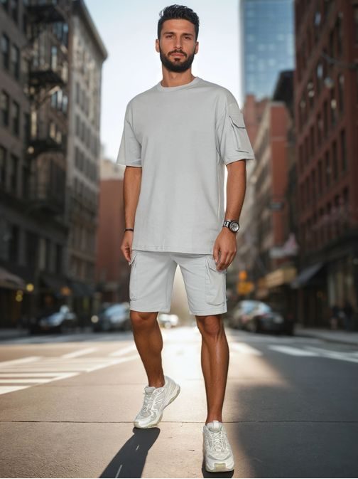 Poutavý pánský komplet s kapsami v šedé barvě