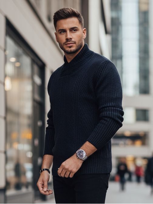 Trendy vlněný svetr na zimu v modré barvě