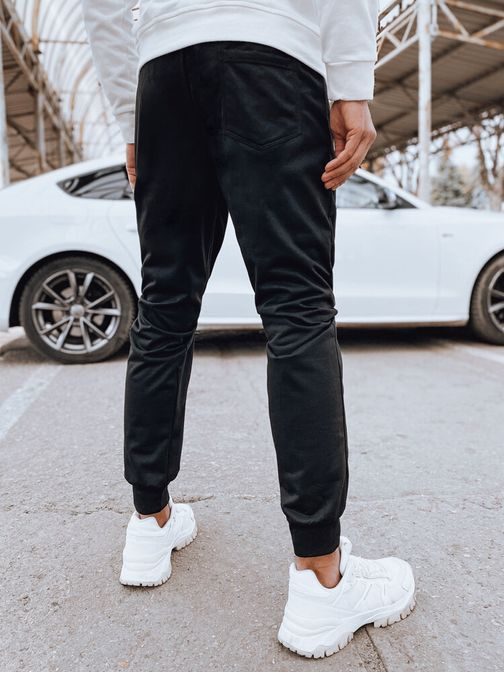 Moderní pánské tepláky v černé barvě