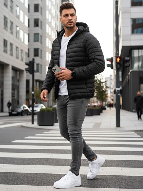 Přechodná prošívaná černá bunda s kapucí