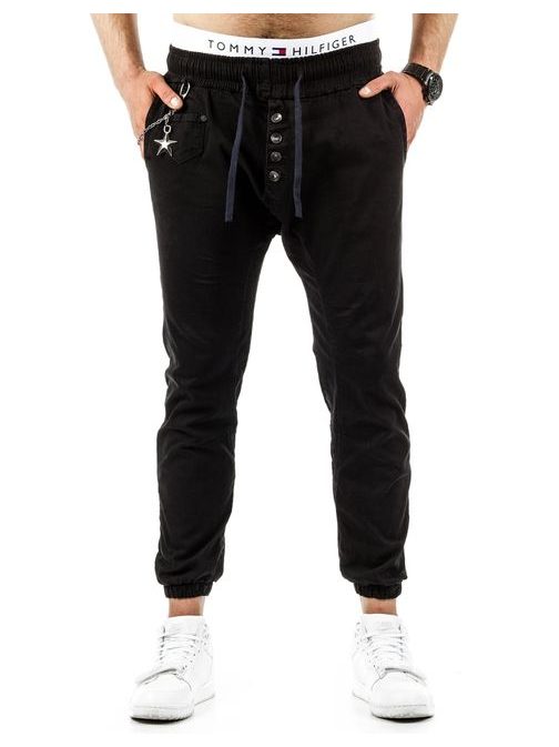 Černé baggy kalhoty s dekorativním řetízkem
