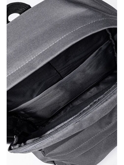 Nádherný batoh v šedé barvě A276