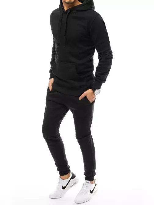 Tepláková souprava v černé barvě