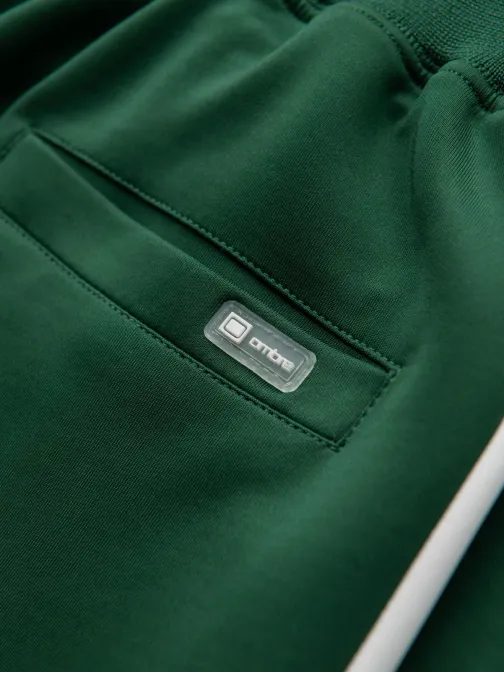 Pánské zelené tepláky s kontrastním lemováním V7 PASK-0229