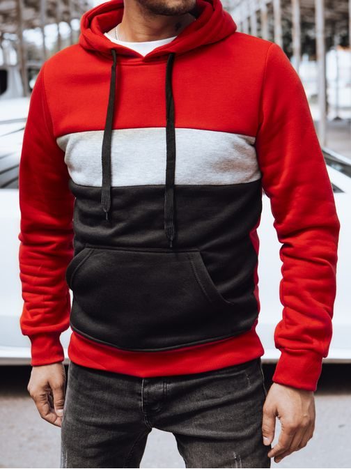 Červená mikina v zajímavém provedení