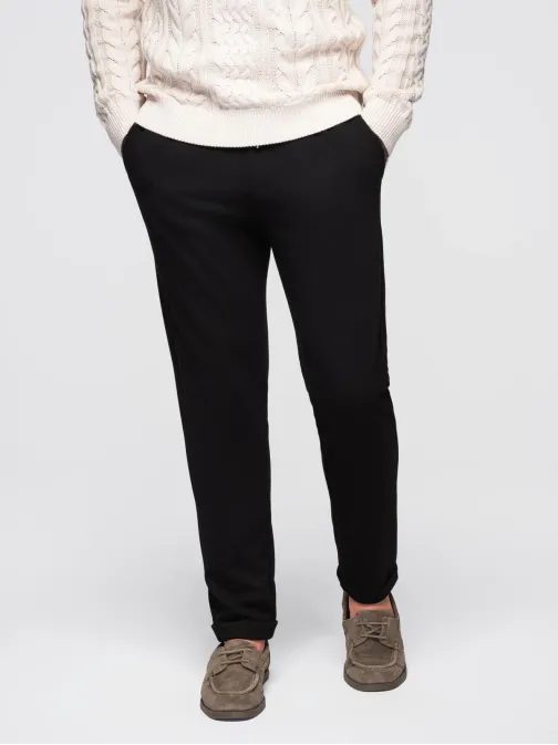 Elegantní pánské tepláky černé V2 OM-PACP-0283