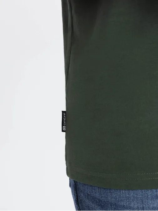 Trendy tričko s ozdobnou kapsou olivové V4 TSCT-0109