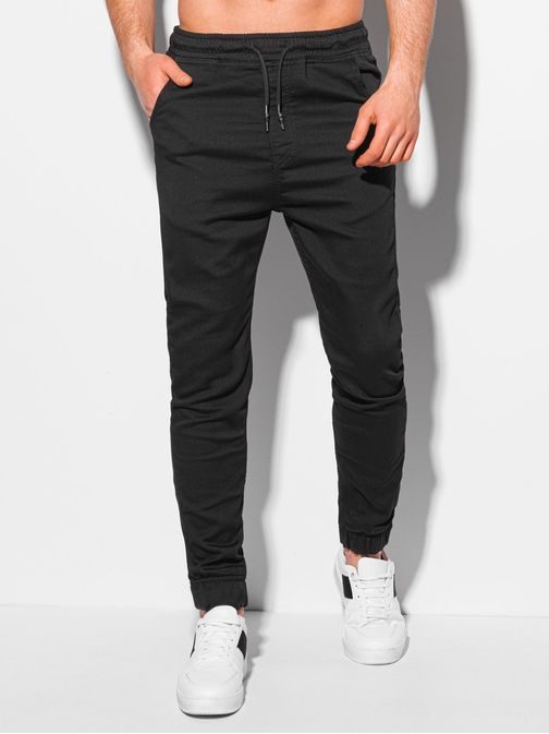 Jednoduché černé jogger kalhoty P1037