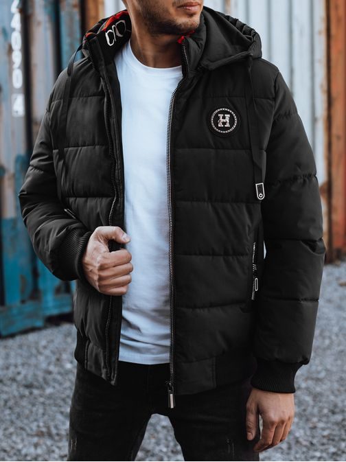 Trendy zimní bunda s kapucí v černém provedení