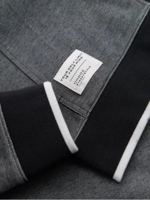 Nadčasová černá mikina s kapucí V1 SSZP-0210