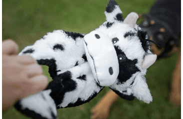 MULTIPET SQUEAKER MAT TUG KRÁVA PLYŠ 35,5 CM