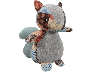 NOBBY HRAČKA PRO PSY VEVERKA PATCHWORK 20 CM