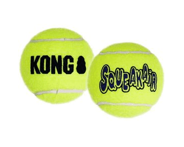 KONG HRAČKA SQUEAKAIR TENISOVÝ MÍČ M 3KS