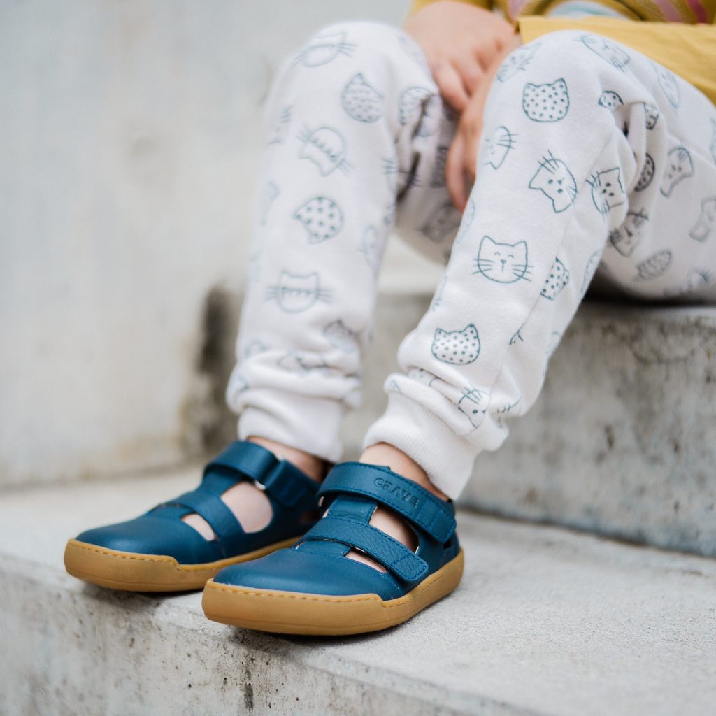naBOSo – CRAVE SHELLWOOD Navy | Dětské barefoot sandály – CRAVE – Sandály –  Dětské – Zažijte pohodlí barefoot bot