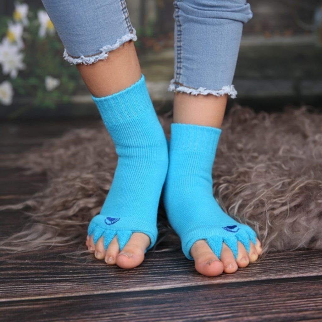 naBOSo – ADJUSTAČNÍ PONOŽKY Blue – Pro-nožky Original s.r.o. – Adjustační  ponožky a korektory prstů – Doplňky – Zažijte pohodlí barefoot bot