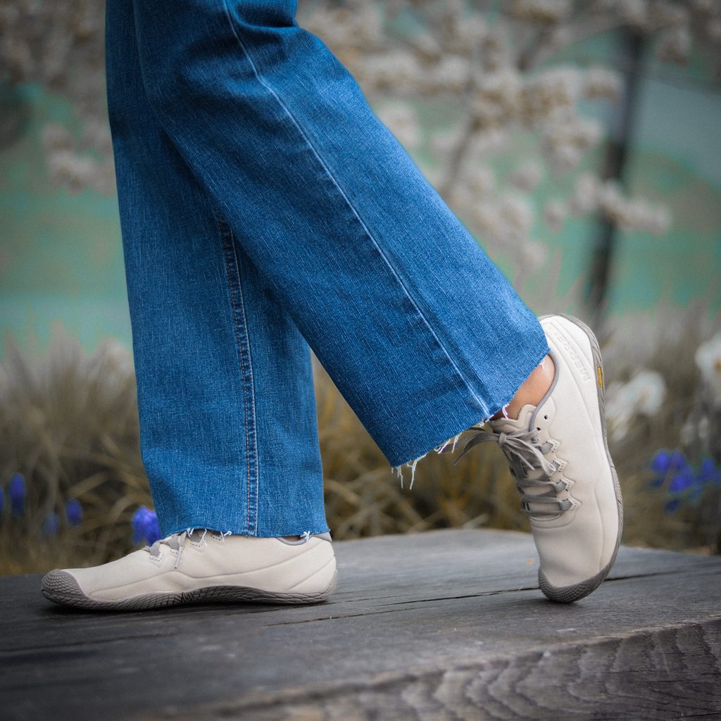 naBOSo – MERRELL VAPOR GLOVE 3 LUNA LTR W Oyster | Dámské barefoot tenisky  – Merrell – Sneakers – Women – Experience the Comfort of Barefoot Shoes