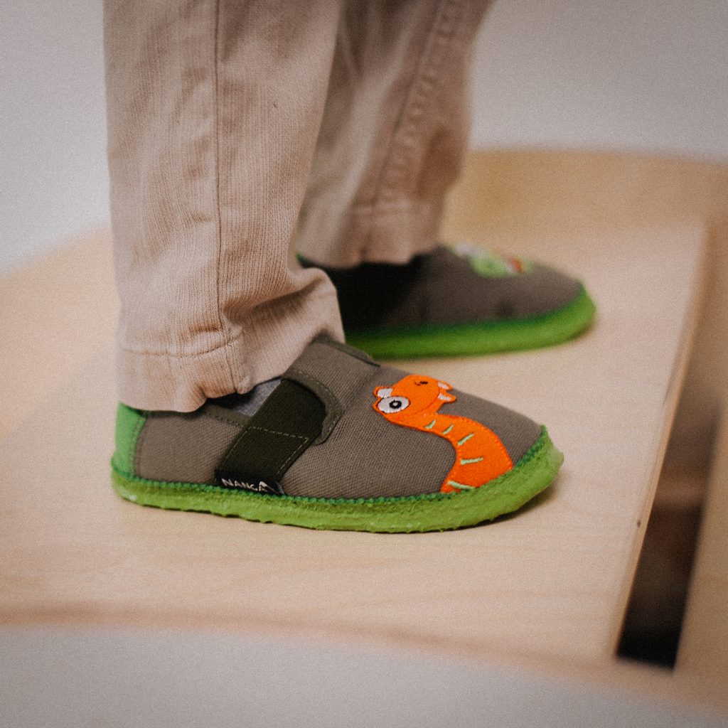 naBOSo – NANGA NESSI Wald – NANGA – Slippers – Children – Experience the  Comfort of Barefoot Shoes