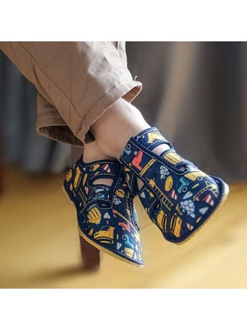 RAWEKS BAREFOOT ZUZIA Stavba 2
