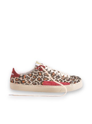 FLEETERS Peach Leopard & Borgona 1
