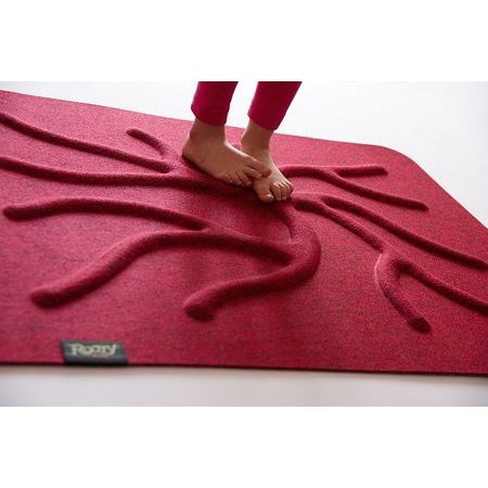 RootyRUG HOME Rose Hip Red