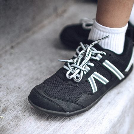 XERO SHOES PRIO YOUTH Black/White 10
