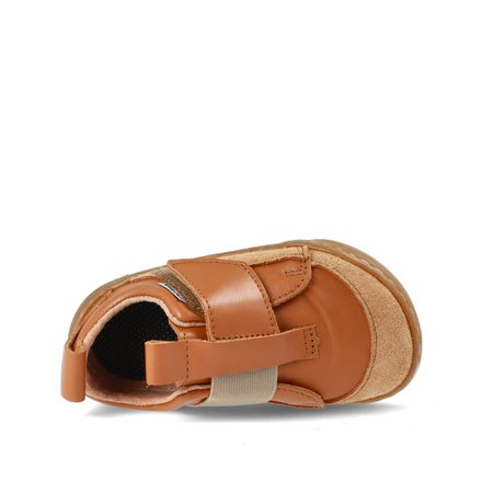 PEGRES PRVNÍ BOTIČKY SBF64 0.1 Hnědá | Dětské první barefoot botičky