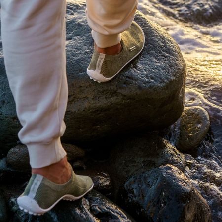 LEGUANO SCIO Green | Barefoot slip on boty