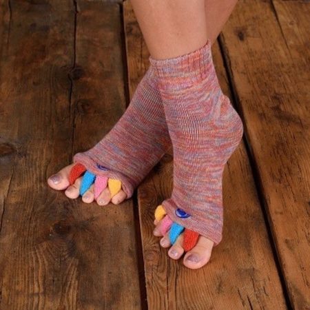 ADJUSTAČNÍ PONOŽKY Multicolor