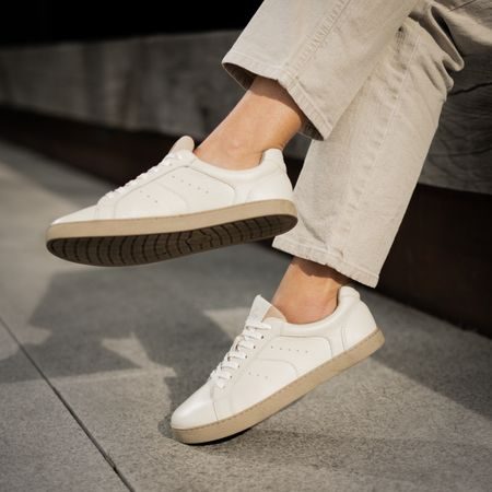 GROUNDIES UNIVERSE Beige