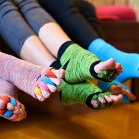 ADJUSTAČNÍ PONOŽKY Multicolor