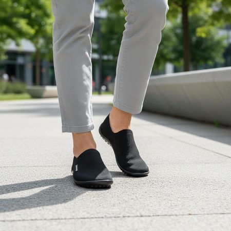 LEGUANO SCIO Black | Barefoot Slip on shoes